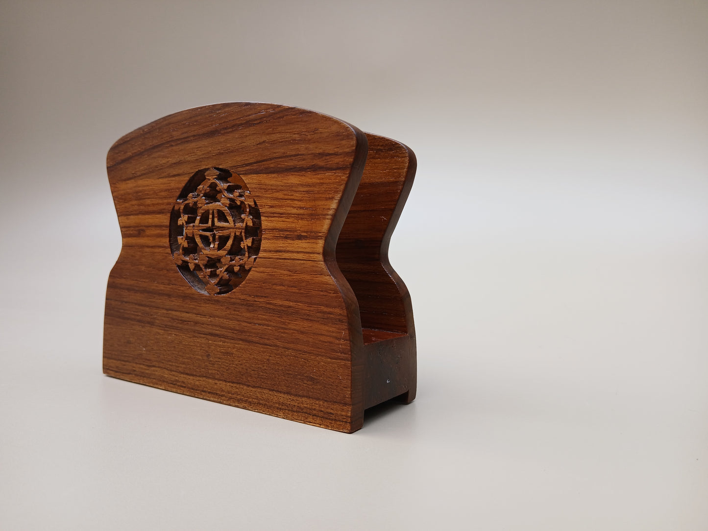Comb Napkin Holder